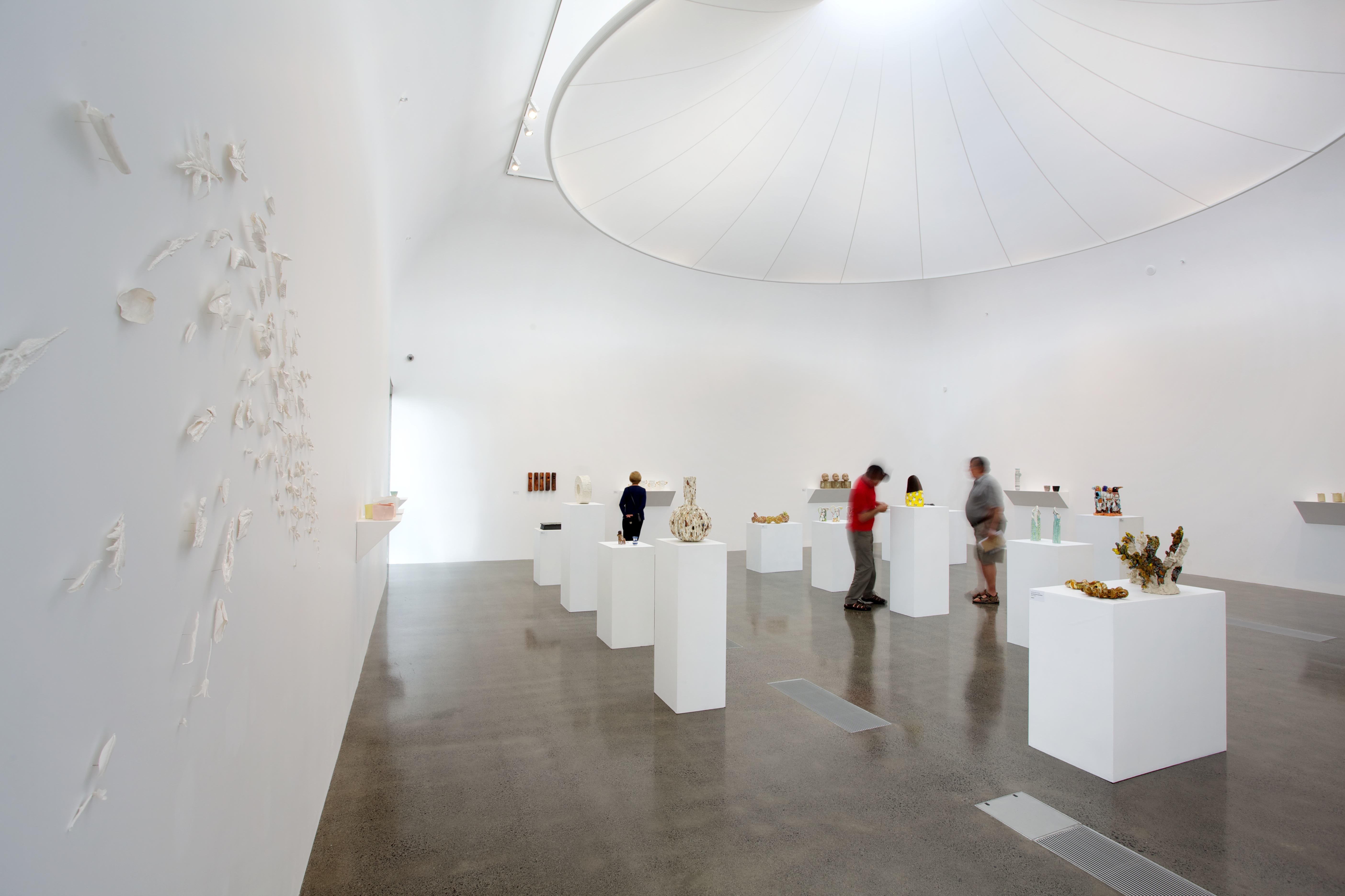 Te Uru Gallery presents contemporary visual art and design experiences that inspire, engage and challenge.